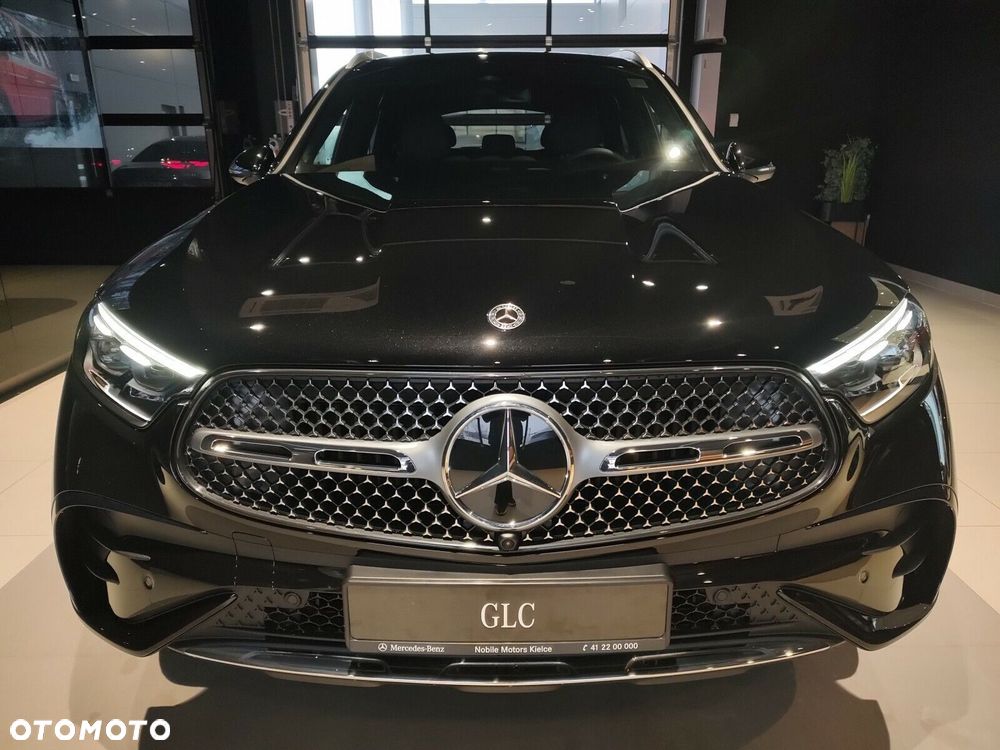 Mercedes-Benz GLC - 7