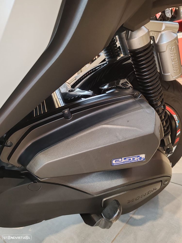 Honda ADV - 2