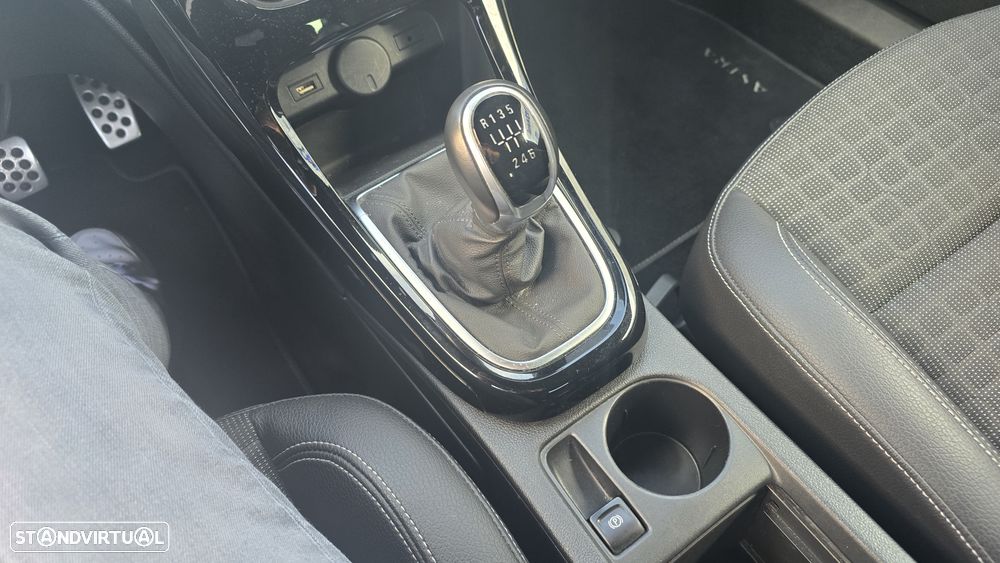 Opel Astra GTC 1.6 T S/S J20 - 28