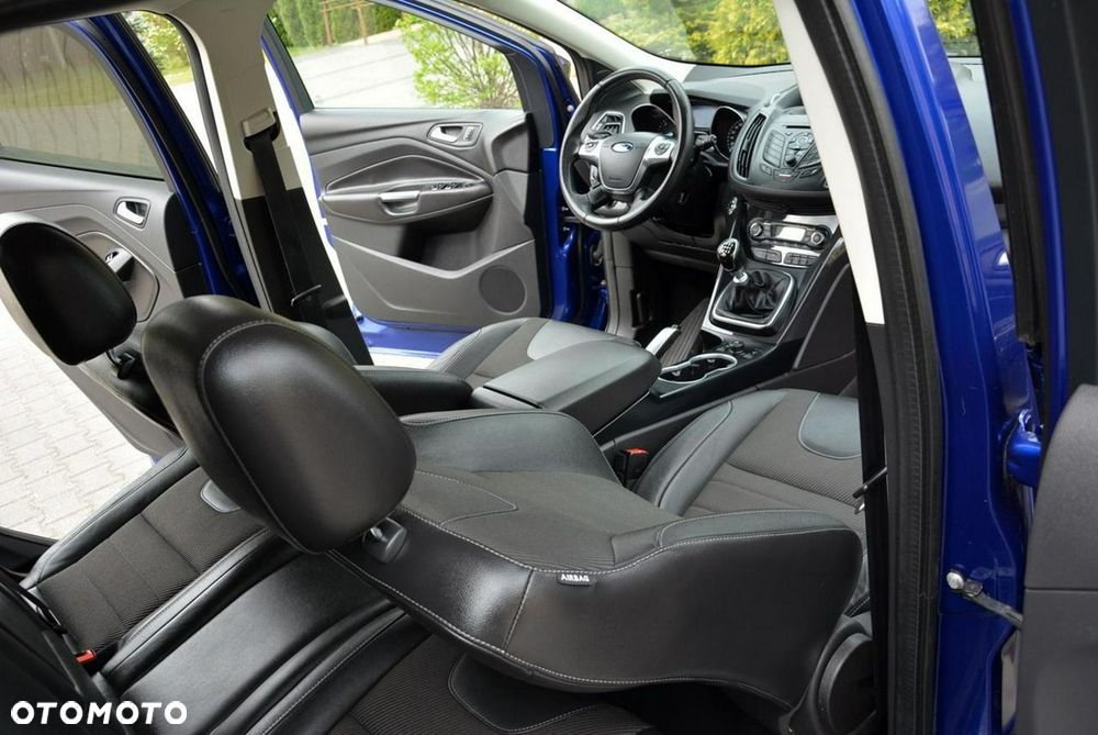 Ford Kuga 2.0 TDCi 4x4 Titanium - 17