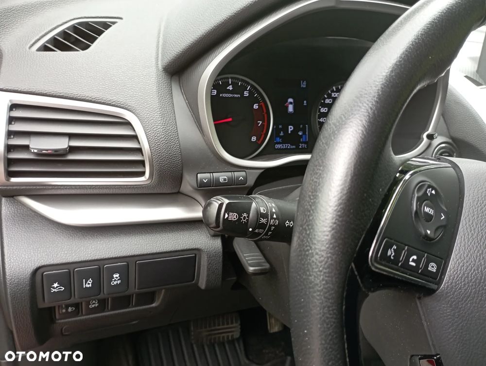 Mitsubishi Eclipse Cross 1.5 T Invite Plus CVT - 17