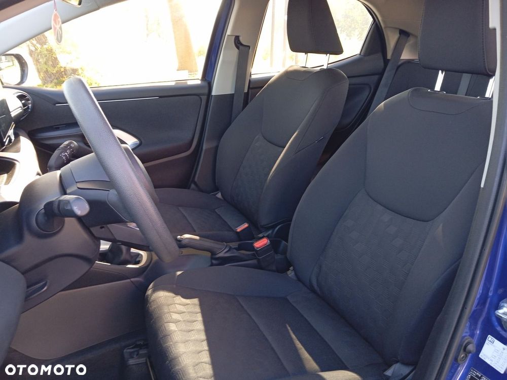 Toyota Yaris 1.5 Active - 17