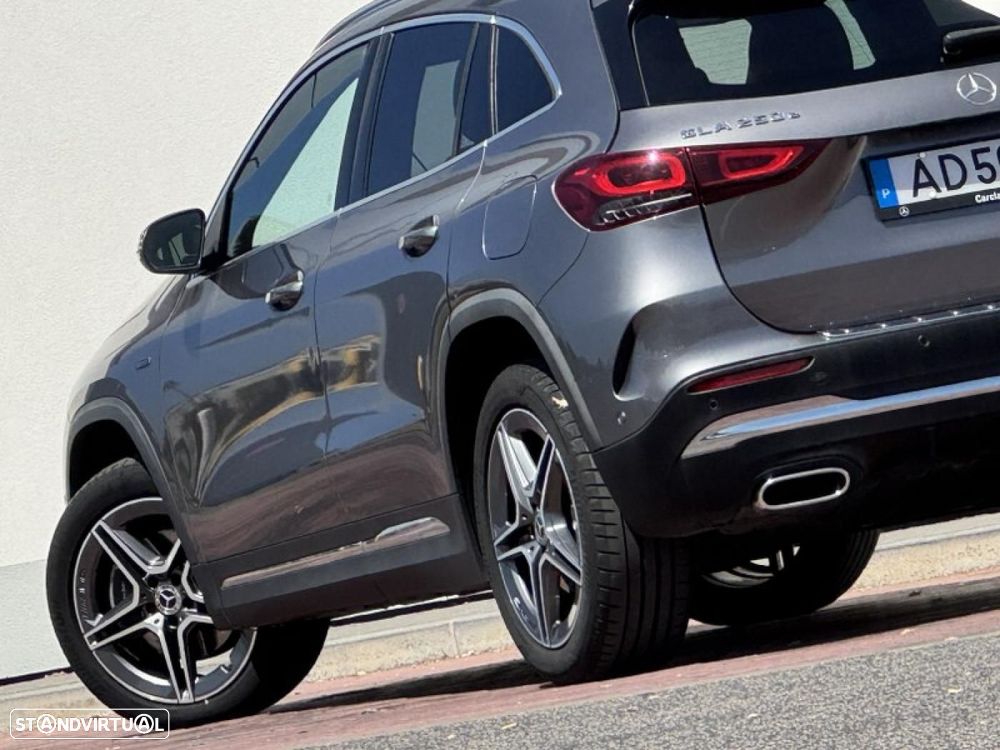 Mercedes-Benz GLA 250 e AMG Line - 45