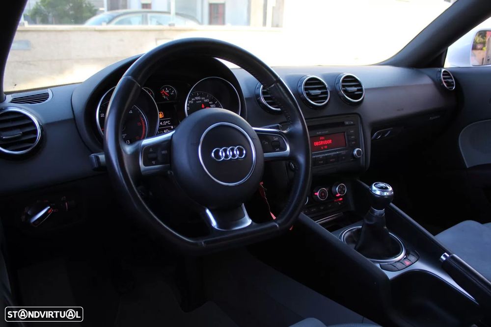 Audi TT Coupé 2.0 TDI quattro - 10