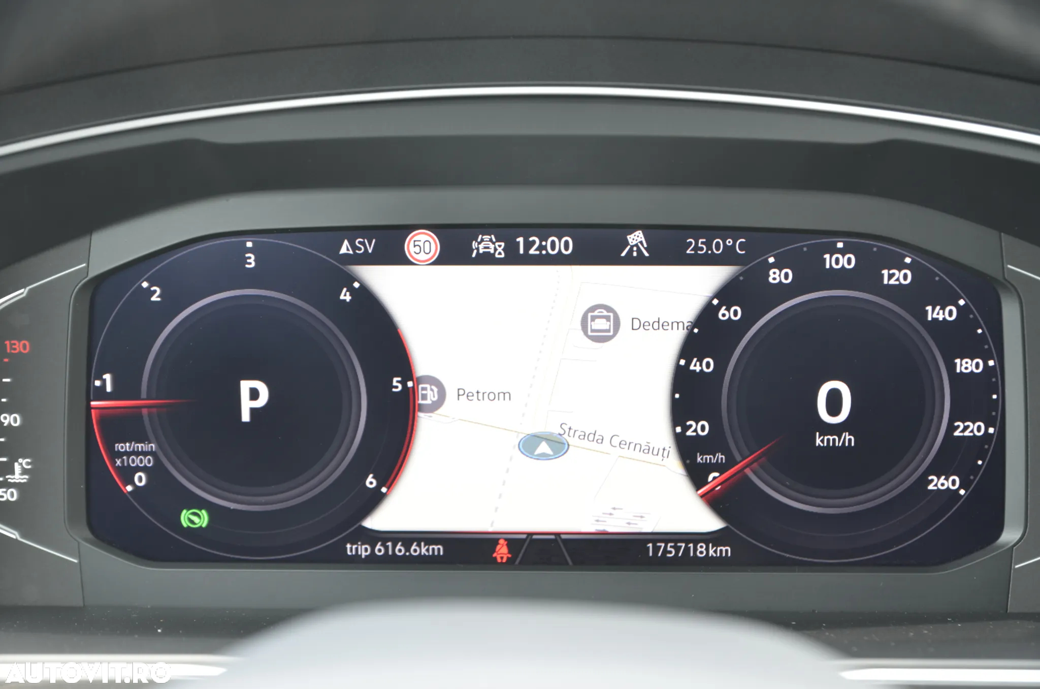Volkswagen Tiguan 2.0 TDI DSG Life - 28