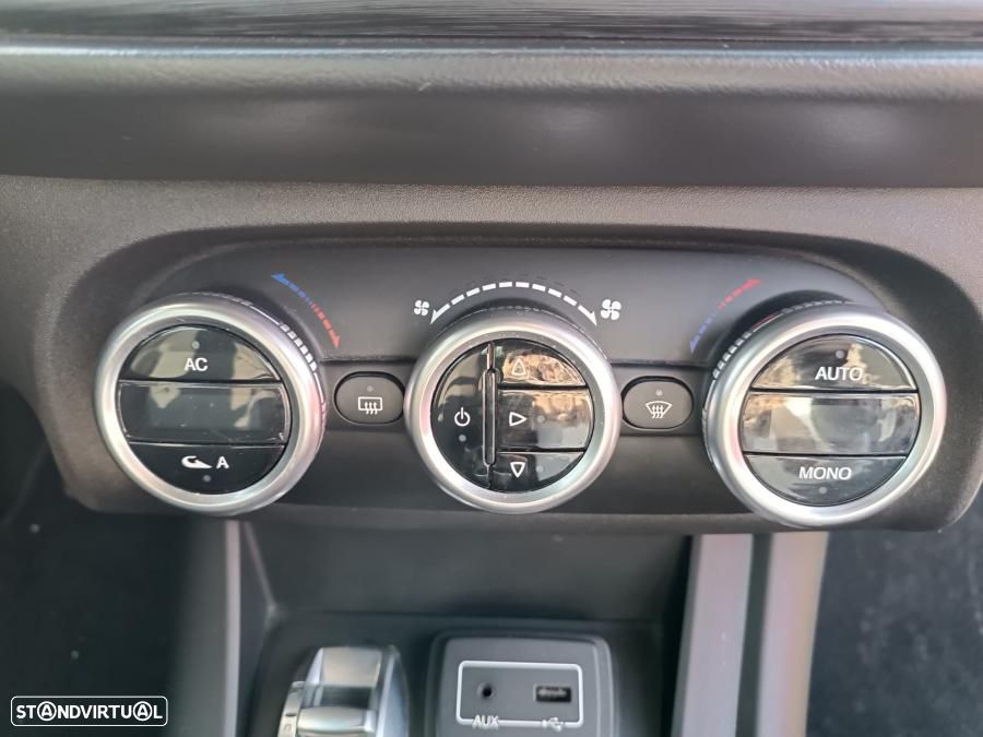 Alfa Romeo Giulietta 1.6 JTDM TCT - 9