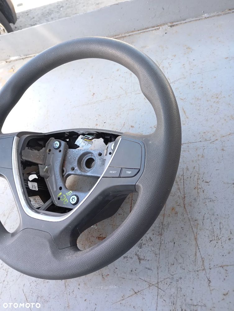 Kierownica Hyundai i20 - 2
