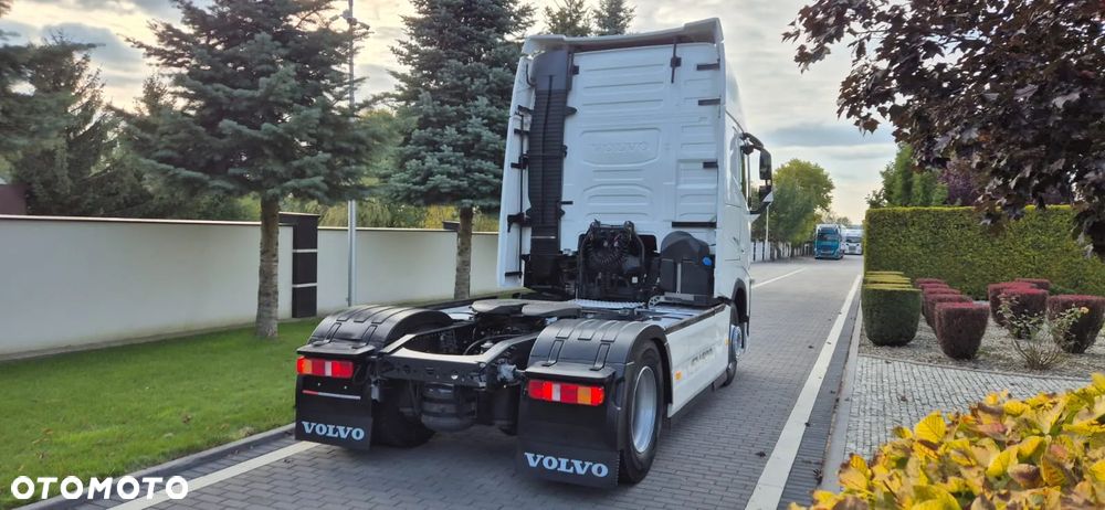 Volvo ///FH///500///GLOBETROTTER ///XXL///2018///ZABUDOWY MIĘDZYOSIOWE/// WYŚWIETLACZ OBCIĄŻENIA///STANDARD/// STAN BARDZO DOBRY - 4