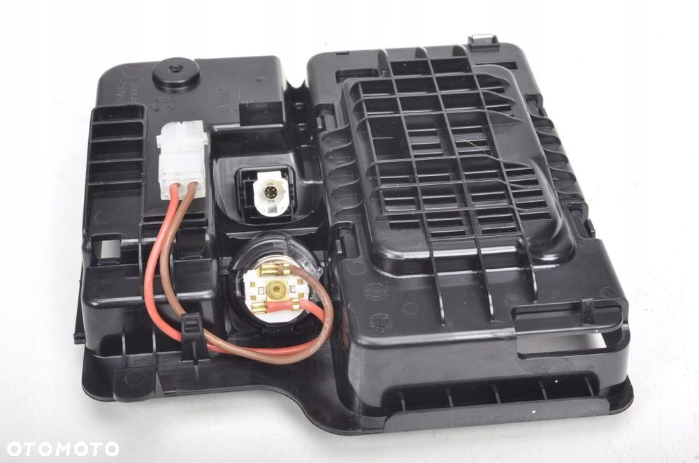 BMW G29 WEJŚCIE GNIAZDO USB ZAPALNICZKI 21R UK - 6