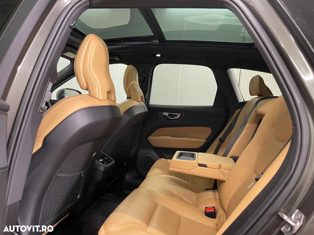 Volvo XC 60 B5 MHEV AT8 AWD Inscription - 13