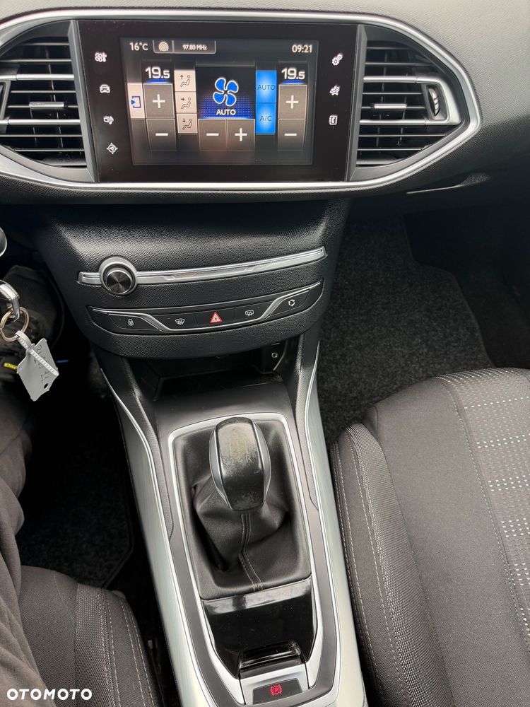 Peugeot 308 110 e-THP Stop & Start Access - 20