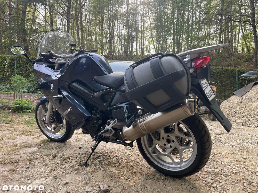 BMW F - 5