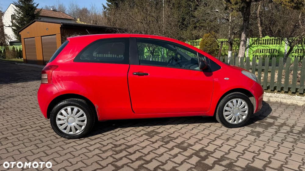 Toyota Yaris - 7
