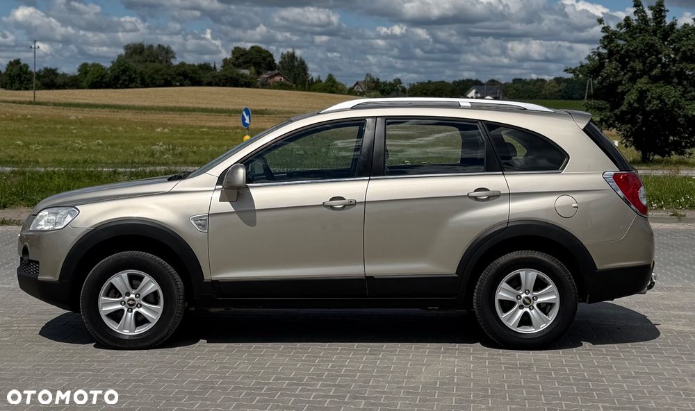 Chevrolet Captiva - 15