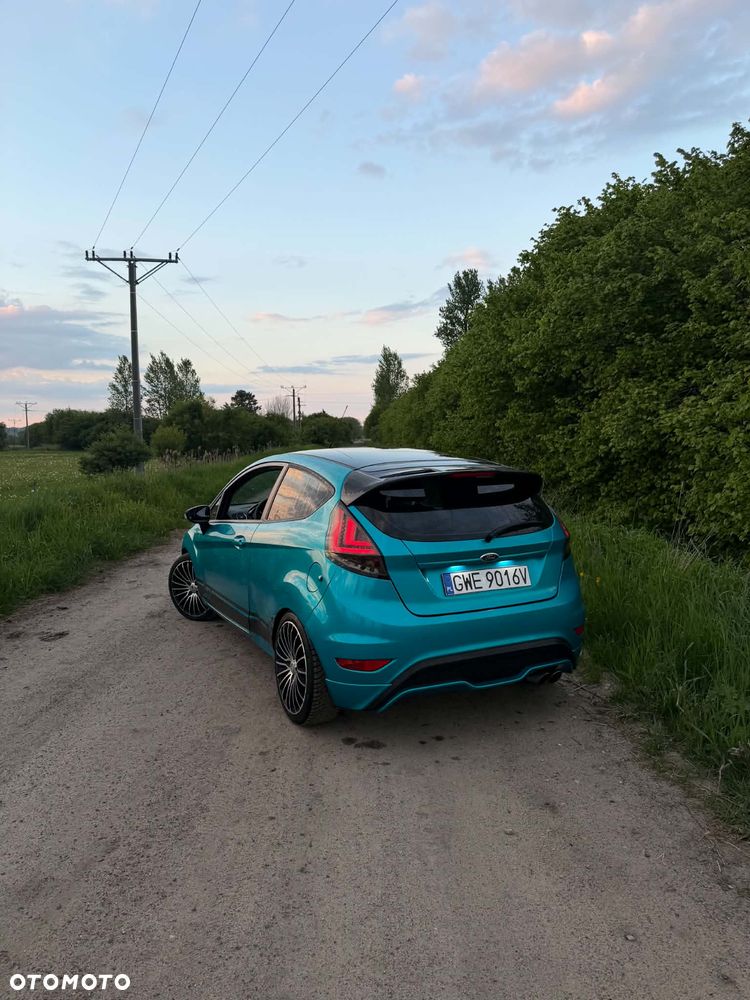 Ford Fiesta 1.0 Trend - 4