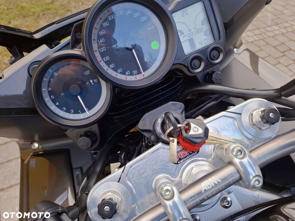 Yamaha FJR - 30