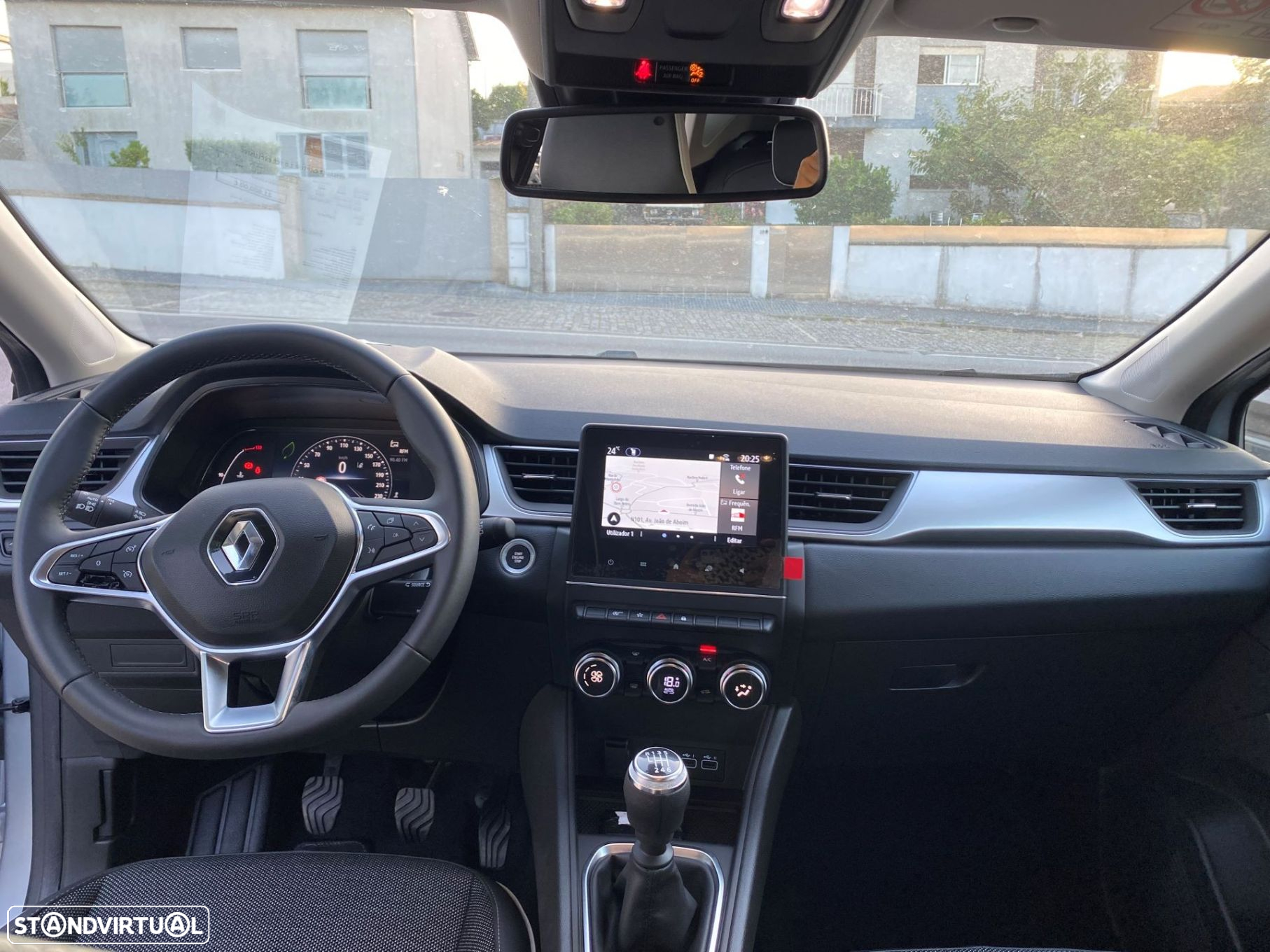 Renault Captur 1.0 TCe Exclusive - 12