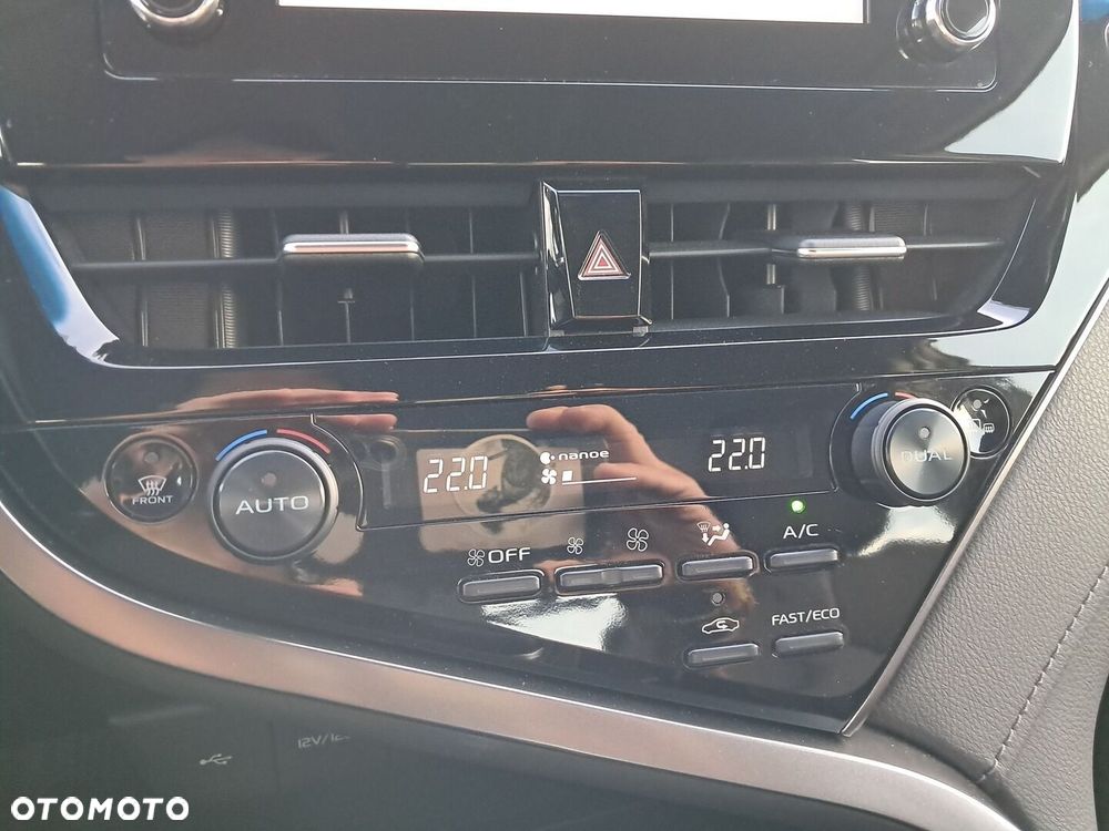 Toyota Camry 2.5 Hybrid Comfort CVT - 13