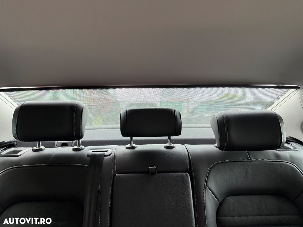 Volkswagen Passat 2.0 TDI DSG Highline - 27