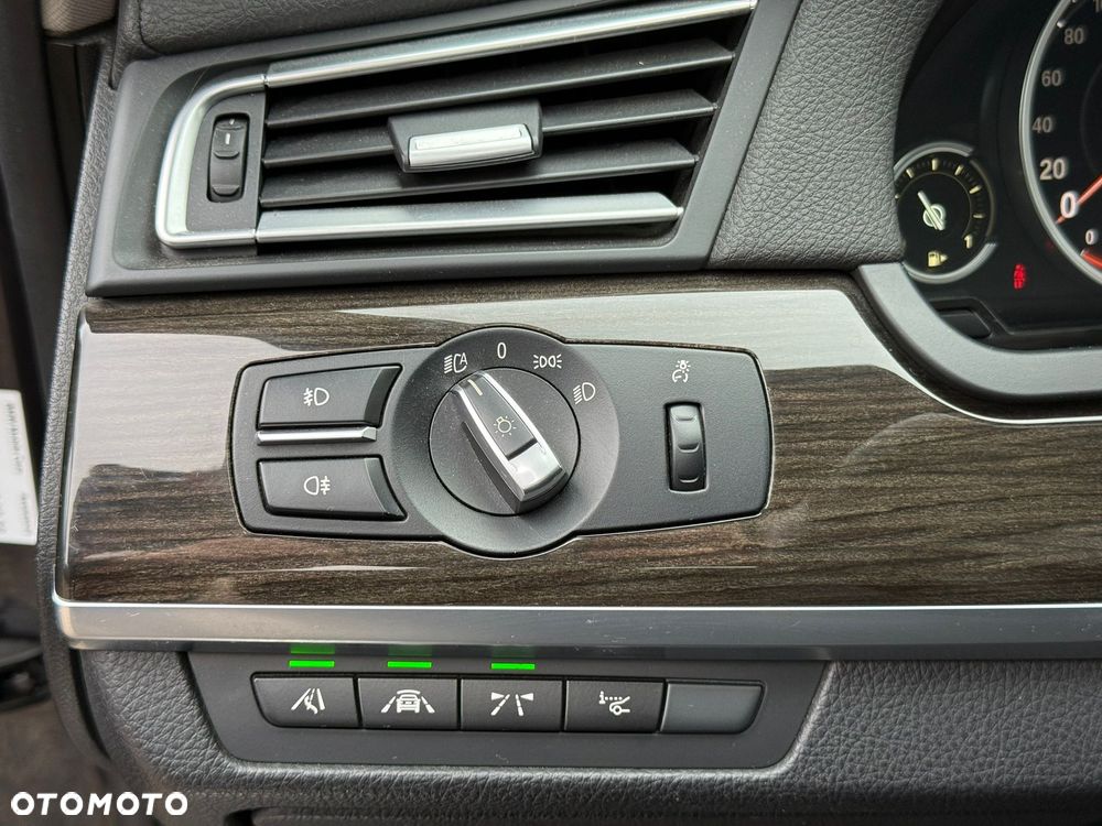 BMW Seria 7 740d xDrive - 20