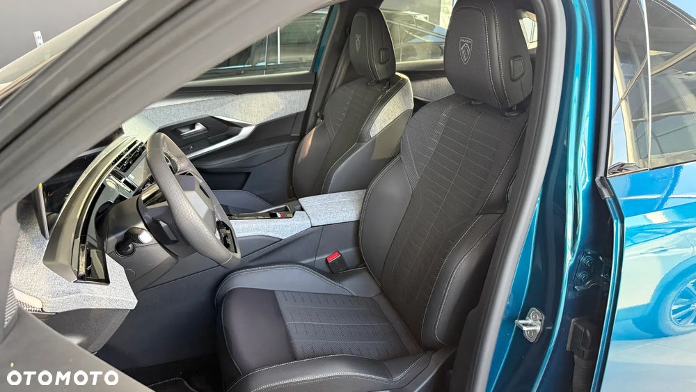 Peugeot 3008 1.2 PureTech mHEV GT E-DCS6 - 8