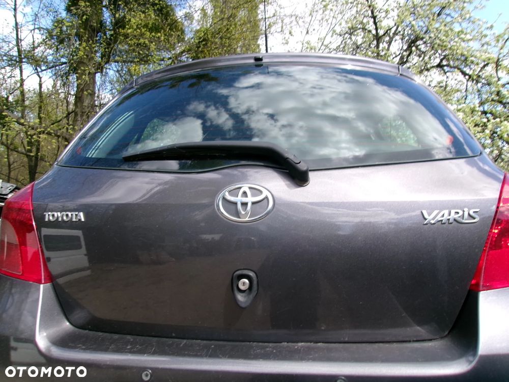 KLAPA TYŁ SZYBA TOYOTA YARIS II  05-11  1G3 - 1