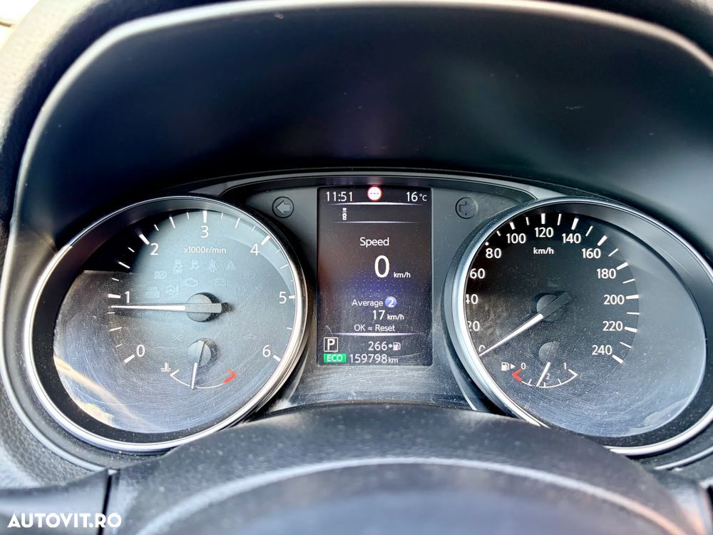 Nissan Qashqai 1.6 DCI Xtronic ACENTA - 12