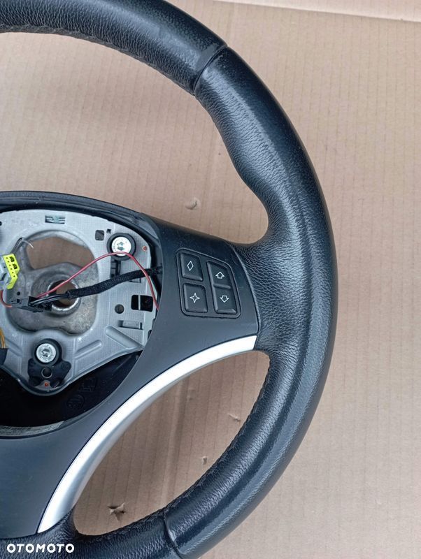 BMW 1 E87 KIEROWNICA SKÓRA MULTIFUNKCJA 6769895 - 2