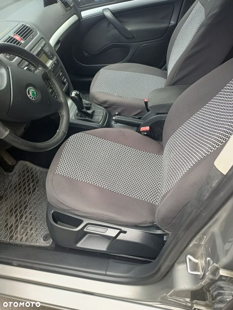 Skoda Octavia - 7