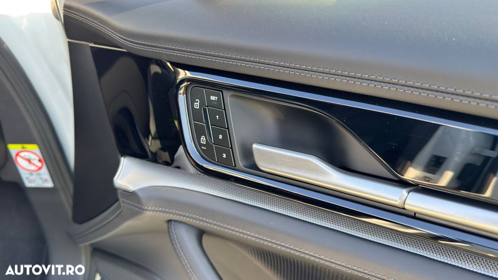 Porsche Panamera - 7