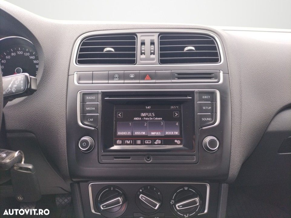 Volkswagen Polo - 16