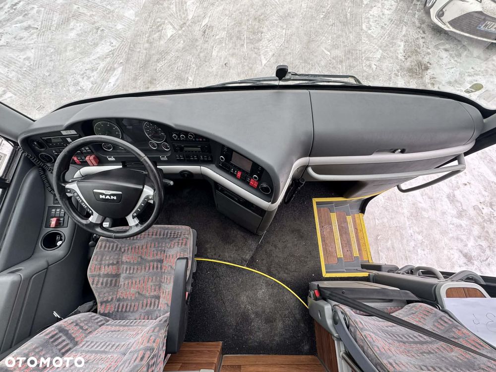 MAN Lion`s Coach - 25