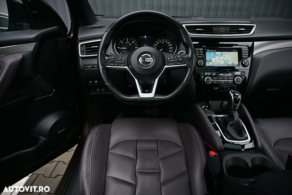Nissan Qashqai 1.6 DCI Xtronic TEKNA+ - 31