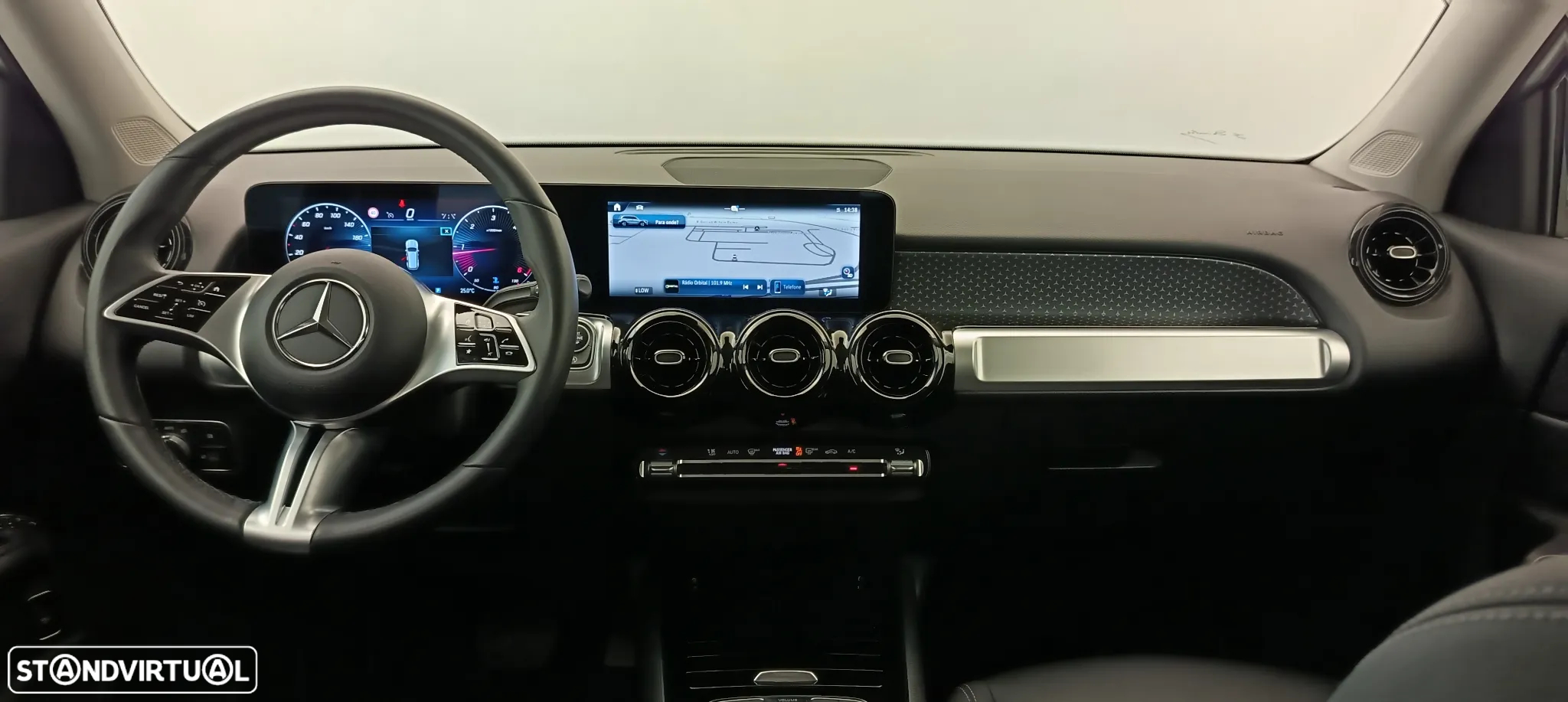 Mercedes-Benz GLB 180 d - 18