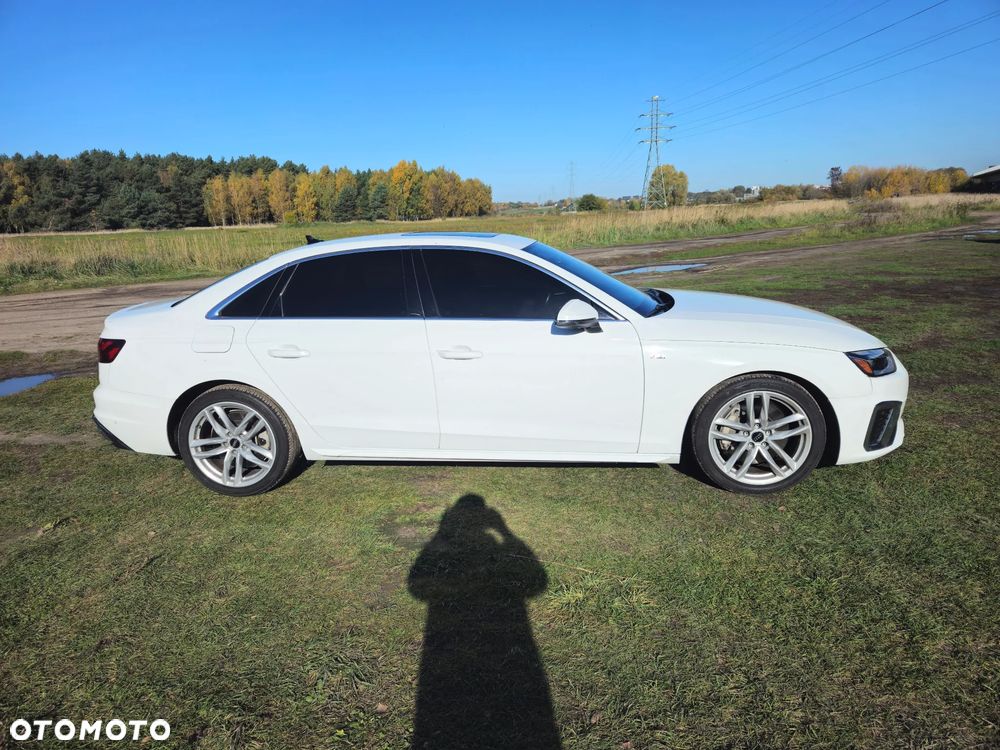 Audi A4 Limousine 45 TFSI quattro S tronic S line - 4