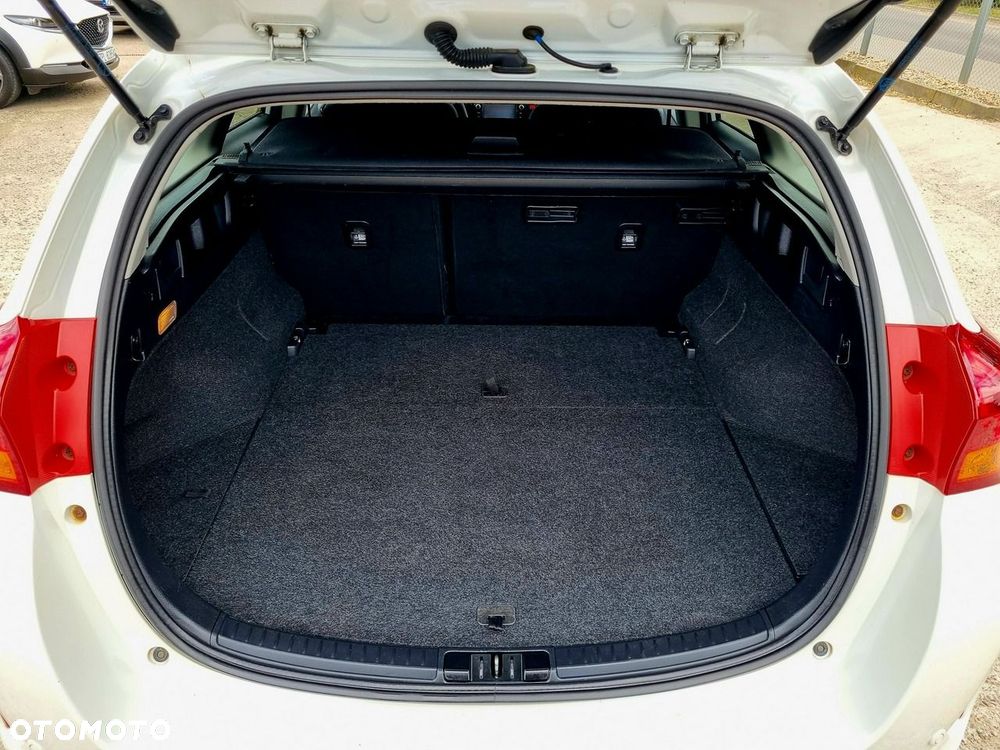 Toyota Auris Hybrid 135 Comfort - 13