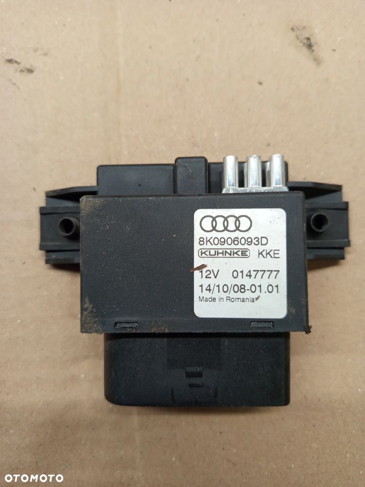 AUDI A4 B8 SEDAN 08-12 1.8 TFSI MODUŁ STEROWNIK POMPY PALIWA 8K0906093D - 1