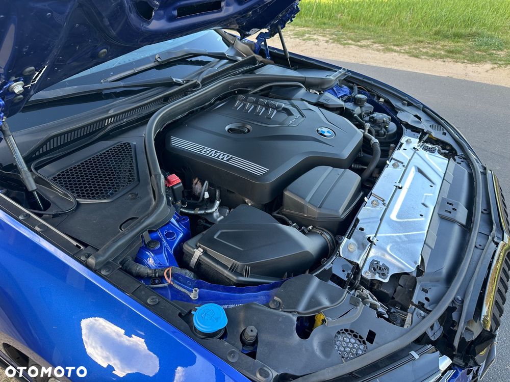 BMW Seria 3 330i M Sport - 27