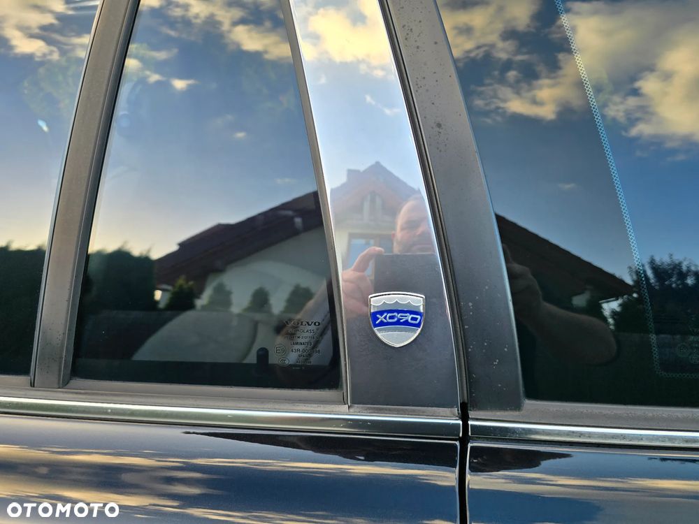 Volvo XC 90 - 39