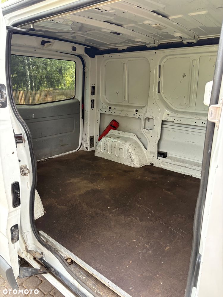 Renault trafic - 12