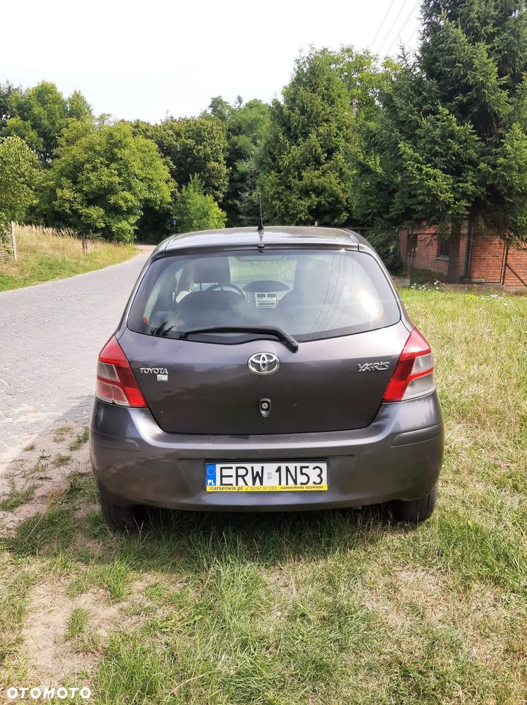 Toyota Yaris 1.0 Entry - 6