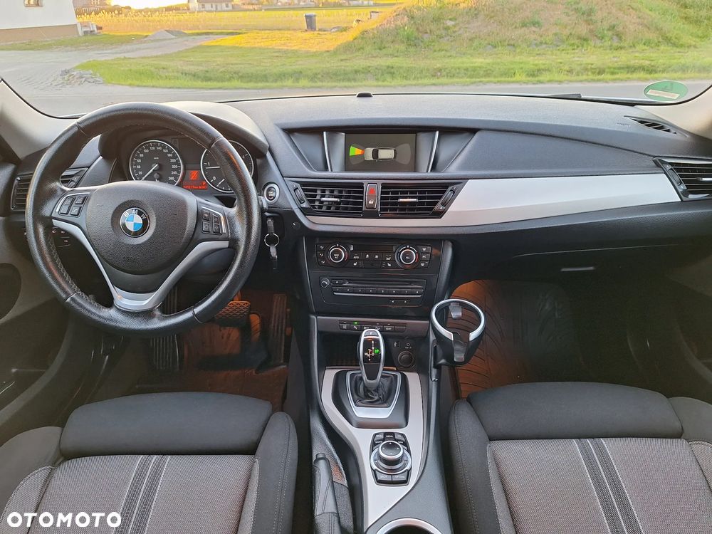 BMW X1 xDrive20d xLine - 5
