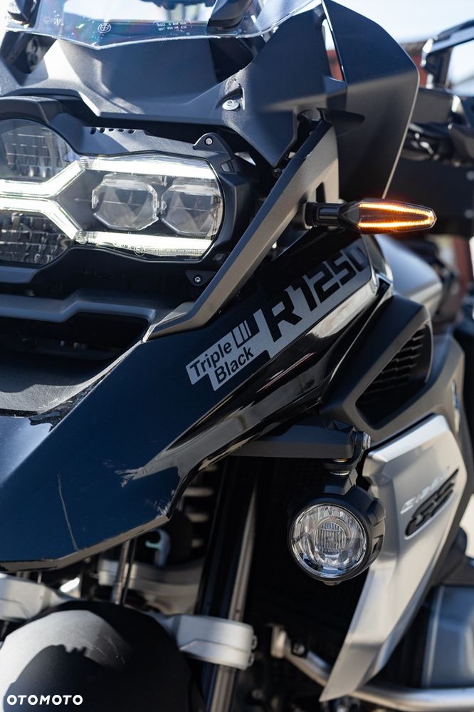 BMW R - 9