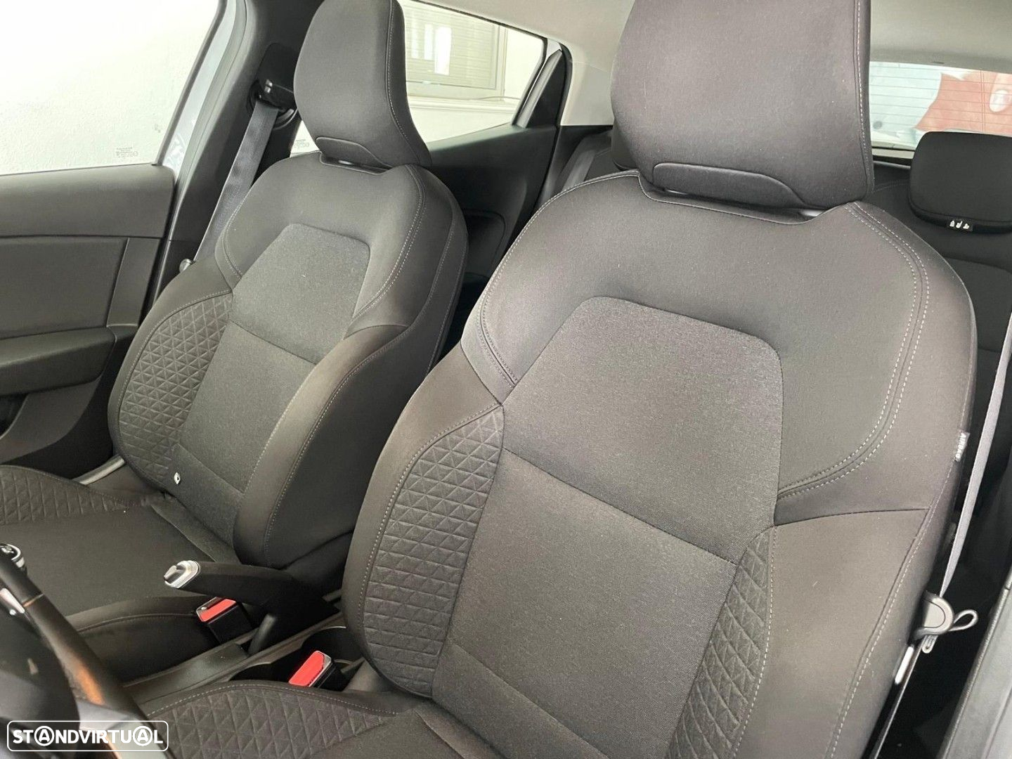 Renault Clio 1.5 Blue dCi Intens - 19