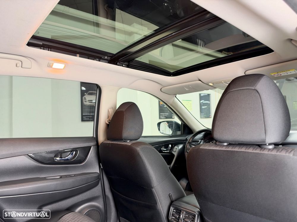 Nissan X-Trail 1.6 dCi N-Connecta - 24