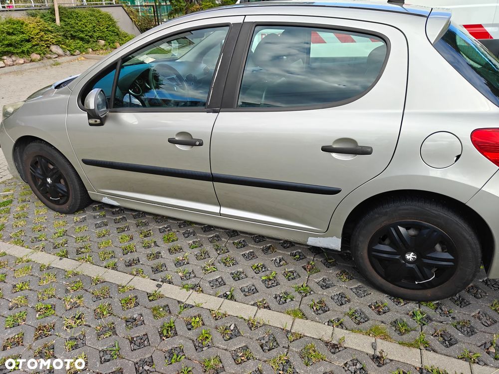 Peugeot 207 1.4 Presence - 10