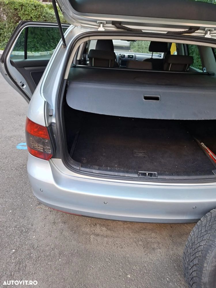 Volkswagen Golf - 9