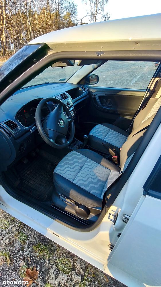 Skoda Fabia - 8