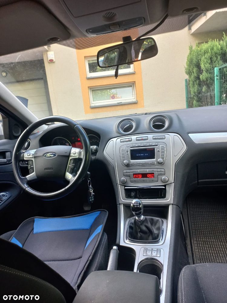 Ford Mondeo - 1