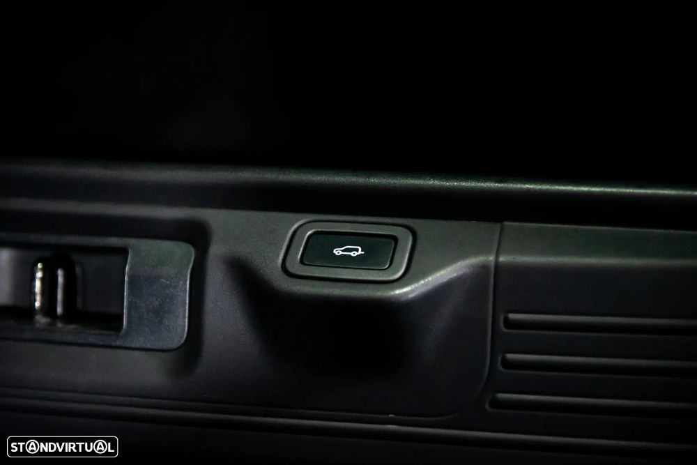 Land Rover Range Rover 4.4 SDV8 Vogue - 21